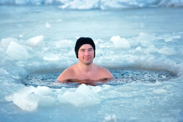 Bathing in a hole as a method of prevention of prostatitis